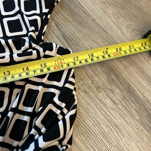 NWT Ralph Lauren Sleeveless Dress in Black and White Pattern. Twist Waist - Picture 10 of 11